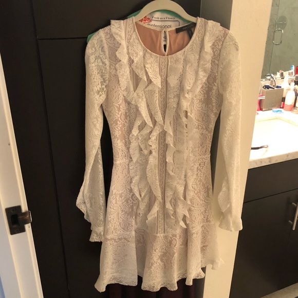 BCBGMaxAzria Dresses & Skirts - BCBGMaxAzria White/Cream lace dress size XXS